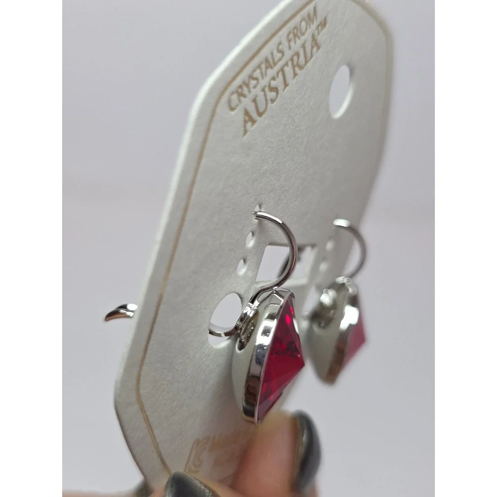 NEW SwarovskiElements Lt Siam/Red Round Leverback Earrings 15mmPlatinum Plated